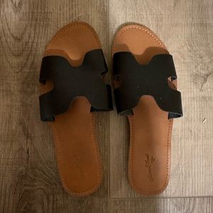 Black sandals